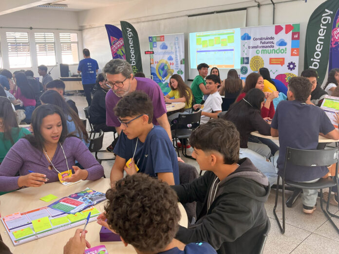 No Dia Internacional Da Juventude, Estudantes De Itumbiara (Go) Vencem Arte De Inovar Com Maratona De Inovação Com Ideias Criativas Para O Meio Ambiente